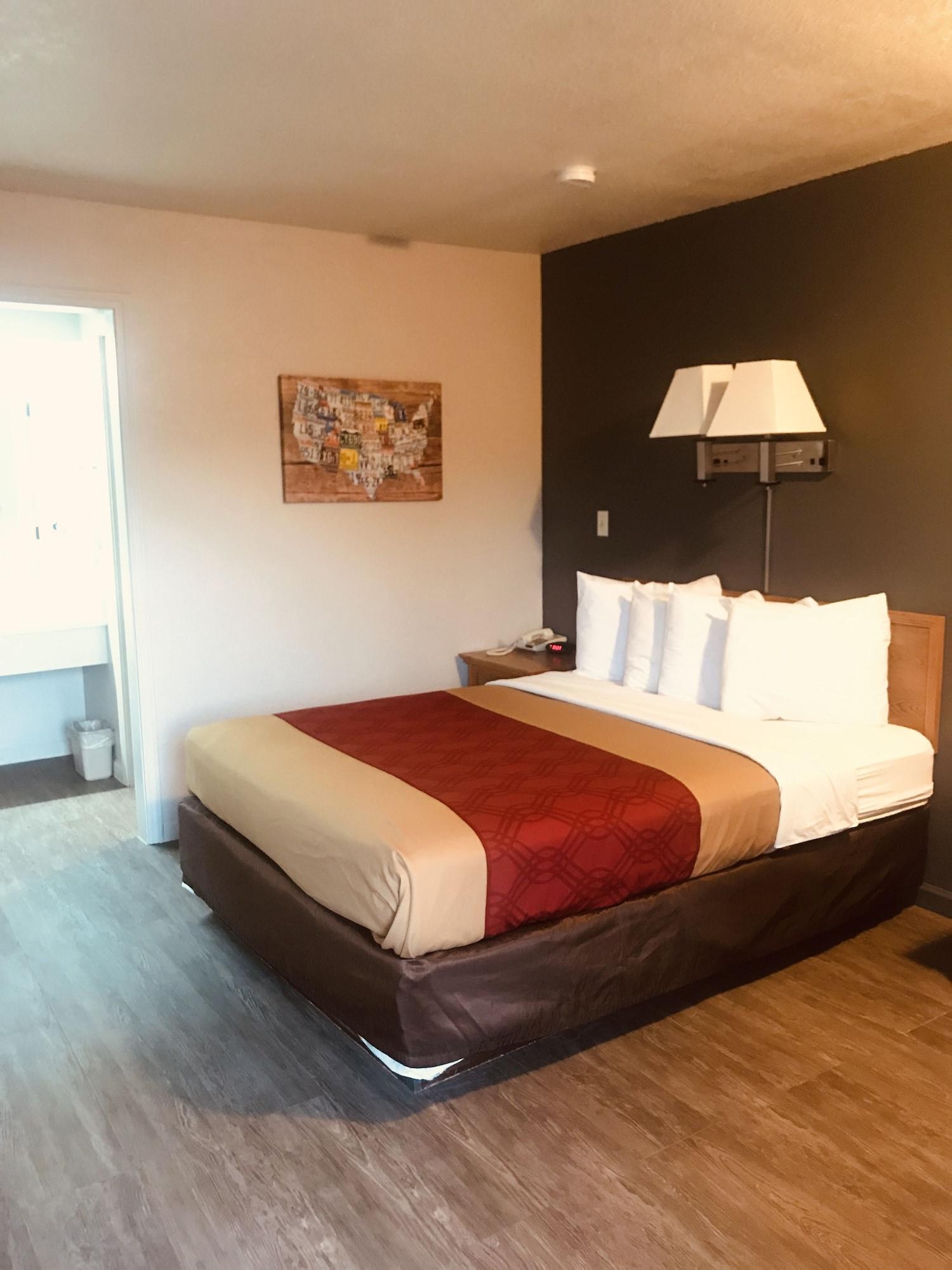 Econo Lodge University Лоренс Экстерьер фото